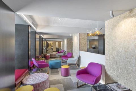 Metro Hotel Perth - Northern Rivers Accommodation 11