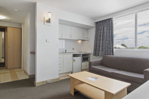 Metro Hotel Perth - Northern Rivers Accommodation 26