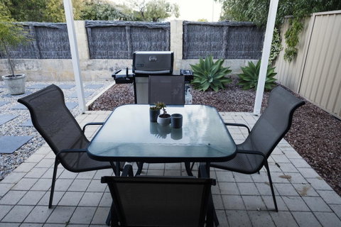 FortyTwo - Oceanside Retreat Busselton - Northern Rivers Accommodation 5