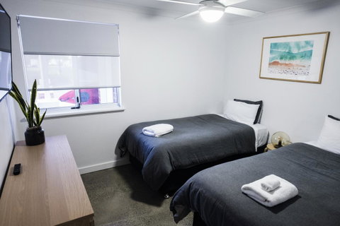 FortyTwo - Oceanside Retreat Busselton - Northern Rivers Accommodation 8