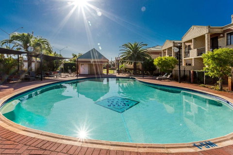 Country Comfort Perth - Northern Rivers Accommodation 38