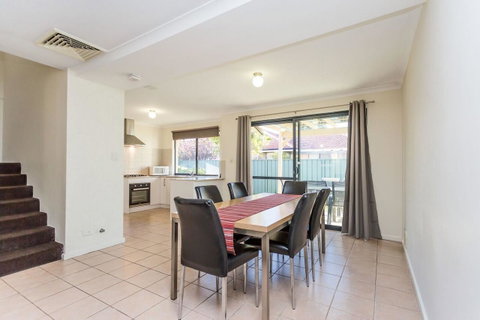 Country Comfort Perth - Northern Rivers Accommodation 20