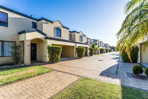 Country Comfort Perth - Northern Rivers Accommodation 26