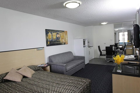 Comfort Inn & Suites Goodearth Perth - Northern Rivers Accommodation 23