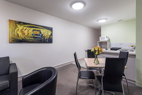 Comfort Inn & Suites Goodearth Perth - Northern Rivers Accommodation 8
