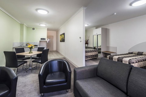 Comfort Inn & Suites Goodearth Perth - Northern Rivers Accommodation 7