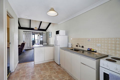 West Beach Lagoon 123 - Location & Views!!! - Northern Rivers Accommodation 5