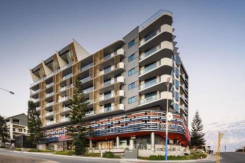 Ramada By Wyndham VetroBlu Scarborough Beach - Northern Rivers Accommodation 3