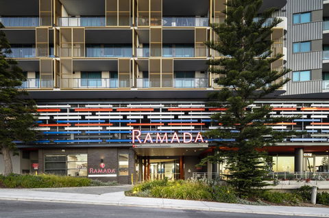 Ramada By Wyndham VetroBlu Scarborough Beach - Northern Rivers Accommodation 5