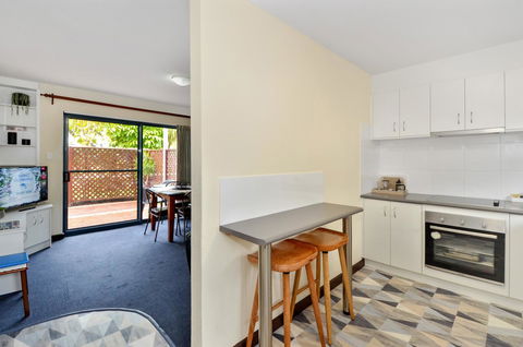 Dolphin Lodge Albany - Self Contained Apartments At Middleton Beach - Northern Rivers Accommodation 8