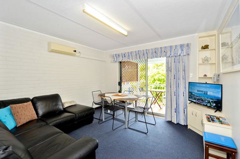Dolphin Lodge Albany - Self Contained Apartments At Middleton Beach - Northern Rivers Accommodation 1