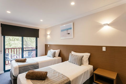Dolphin Lodge Albany - Self Contained Apartments At Middleton Beach - Northern Rivers Accommodation 35