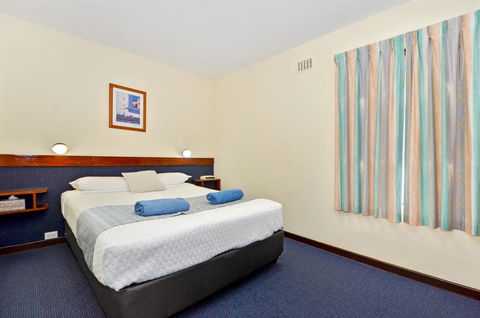 Dolphin Lodge Albany - Self Contained Apartments At Middleton Beach - Northern Rivers Accommodation 6