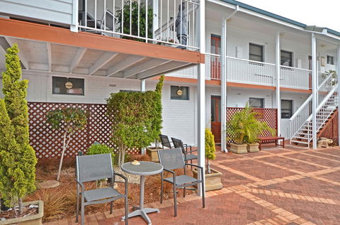 Dolphin Lodge Albany - Self Contained Apartments At Middleton Beach - Northern Rivers Accommodation 20