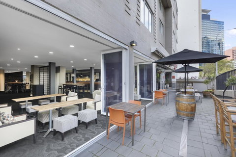 Rendezvous Hotel Perth Central - Northern Rivers Accommodation 0