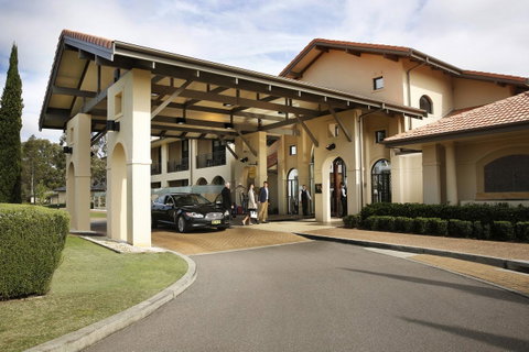 Chateau Elan At The Vintage - Northern Rivers Accommodation 38