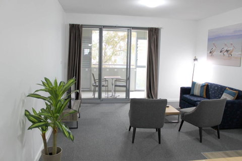 Morisset Serviced Apartments - Northern Rivers Accommodation 6