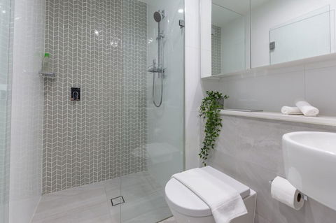Inner City Stylish Apt Walk To Green Square - Northern Rivers Accommodation 12
