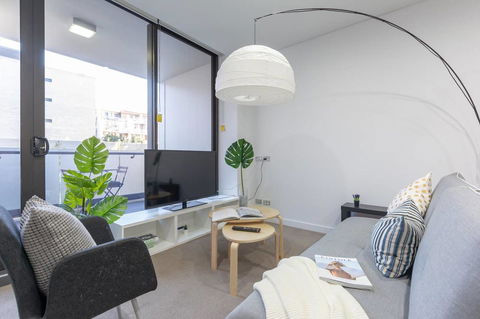Inner City Stylish Apt Walk To Green Square - Northern Rivers Accommodation 1