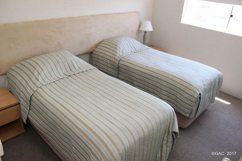 Mollymook Cove Apartments - Northern Rivers Accommodation 17