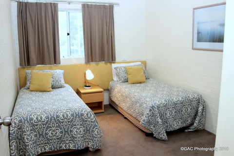 Mollymook Cove Apartments - Northern Rivers Accommodation 26