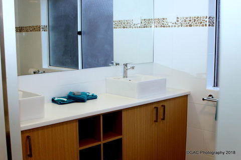 Mollymook Cove Apartments - Northern Rivers Accommodation 28