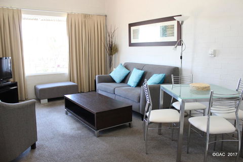 Mollymook Cove Apartments - Northern Rivers Accommodation 32