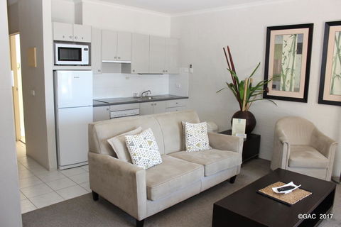 Mollymook Cove Apartments - Northern Rivers Accommodation 30
