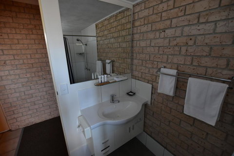 Best Western Kennedy Drive Airport Motel - Northern Rivers Accommodation 22