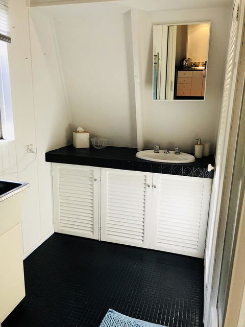 Little Blue Beach House - Northern Rivers Accommodation 13