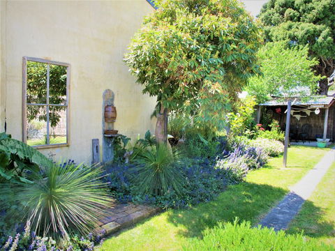 Apple Tree Cottage - Northern Rivers Accommodation 23
