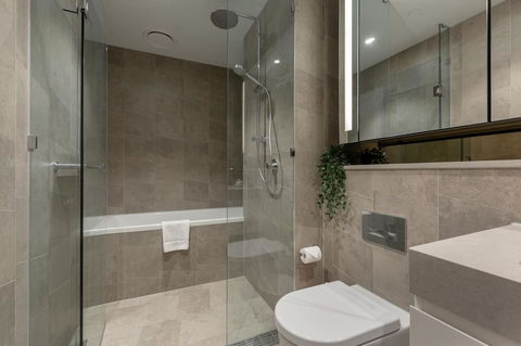 High Rise Apt In Heart Of Sydney Wt Harbour View - Northern Rivers Accommodation 12