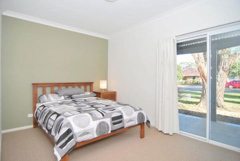 Huskisson Holiday Motel Cabins - Northern Rivers Accommodation 30