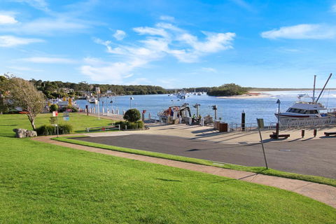Huskisson Holiday Motel Cabins - Northern Rivers Accommodation 4