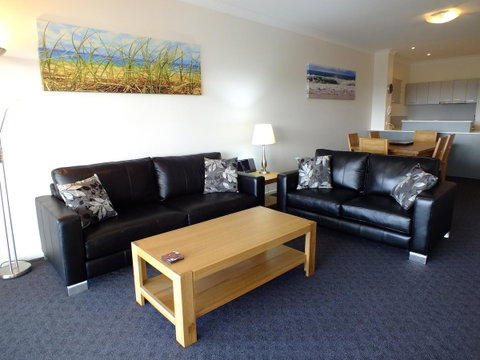 Pacific Marina Apartments - Northern Rivers Accommodation 16