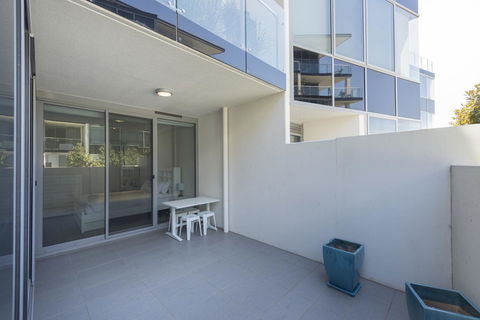 Lakefront 116 Kingston ACT - Northern Rivers Accommodation 3