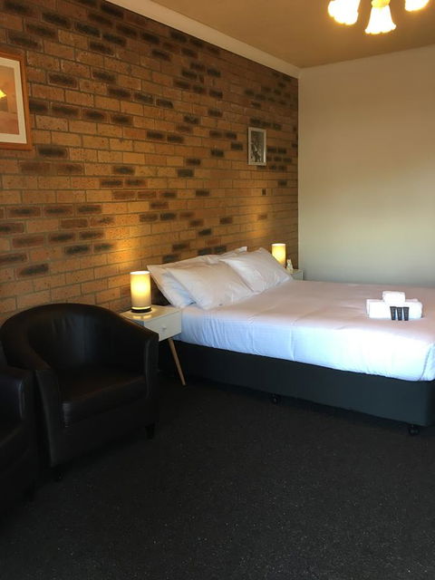 Bega Downs Motor Inn - Northern Rivers Accommodation 8