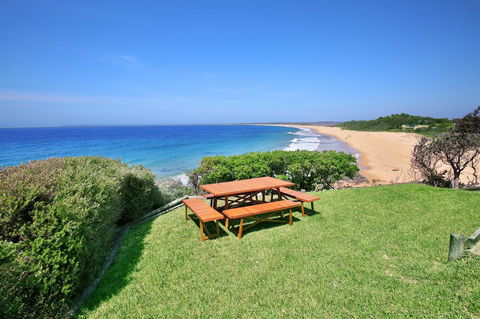 Neptune I Absolute Beachfront I Stunning Views - Northern Rivers Accommodation 32