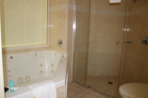 The Boathouse Resort Luxury Apartments - Northern Rivers Accommodation 6