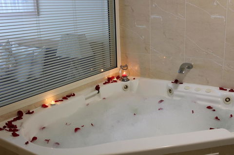 The Boathouse Resort Luxury Apartments - Northern Rivers Accommodation 20
