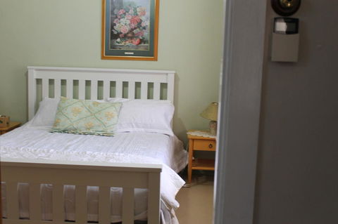 Boot Makers Cottage - Northern Rivers Accommodation 13