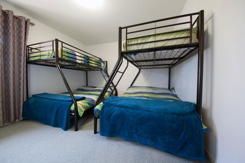 Condo 105 @ Horizons Golf Resort - Salamander Bay NSW - Northern Rivers Accommodation 10
