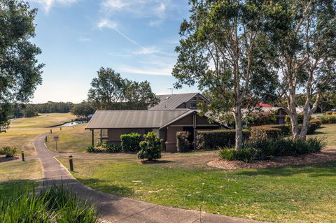 Condo 105 @ Horizons Golf Resort - Salamander Bay NSW - Northern Rivers Accommodation 12