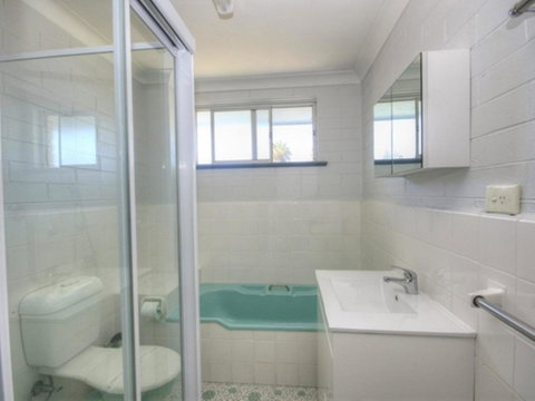 45 Wharf Street - Whole House - Northern Rivers Accommodation 6