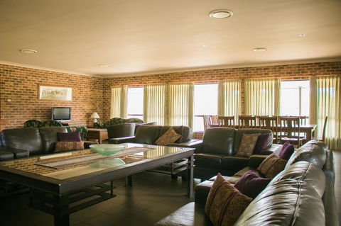 Ironstone Estate Lovedale - Northern Rivers Accommodation 26