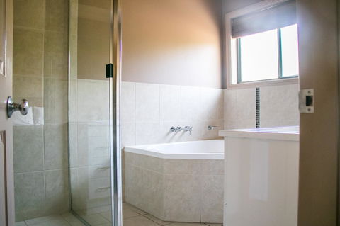 Ironstone Estate Lovedale - Northern Rivers Accommodation 6