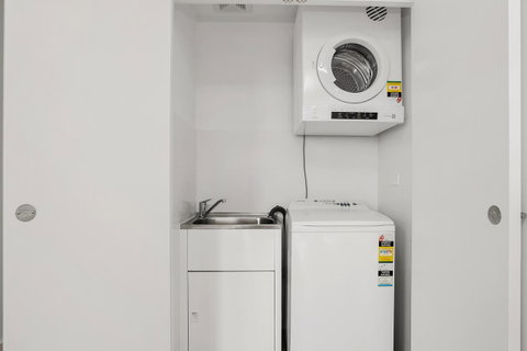 Wyndel Apartments St Leonards 6Atch - Northern Rivers Accommodation 4