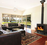 Terara Riverside Retreat - Northern Rivers Accommodation