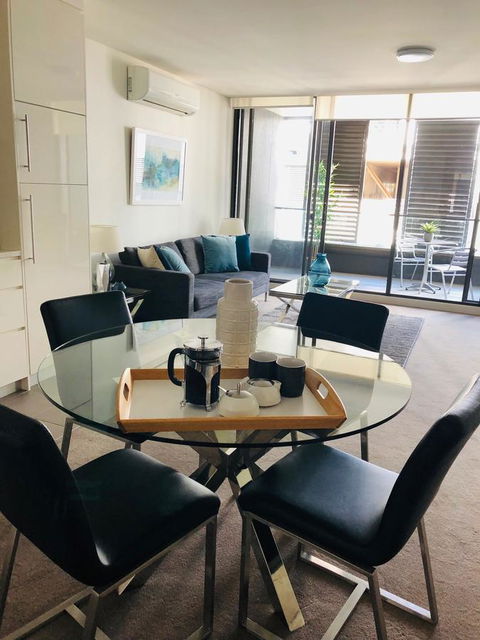 Wyndel Apartments Neutral Bay - The Mint - Northern Rivers Accommodation 11