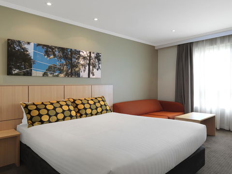 Mercure Sydney Bankstown - Northern Rivers Accommodation 13